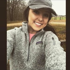 Meet your Posher, Abbie